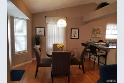 2073 Williamstown Drive, Saint Peters, MO 63376 - Photo 4