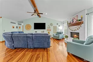 2675 Kettering Ct, Saint Charles, MO 63303 - Photo 6