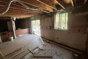 1100 La Roux Ct, Saint Louis, MO 63137 - Photo 10