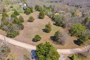 103 Anthonies Mill Rd, Bourbon, MO 64551 - Photo 6