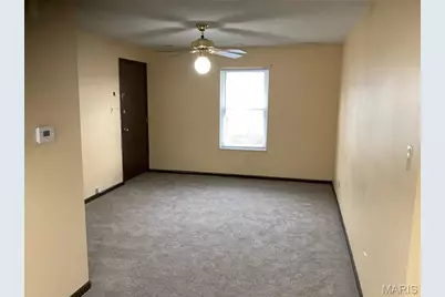 2234 Highland Hill Drive #C, Saint Peters, MO 63376 - Photo 2