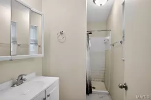 912 Cheri Heights Ct, Saint Louis, MO 63135 - Photo 24