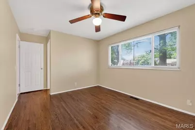 3725 Helmkampf Drive, Florissant, MO 63033 - Photo 6