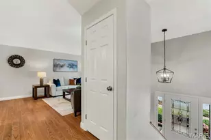 723 Westglen Village Dr, Ballwin, MO 63021 - Photo 2