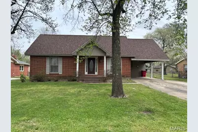 908 Davis Boulevard, Sikeston, MO 63801 - Photo 1