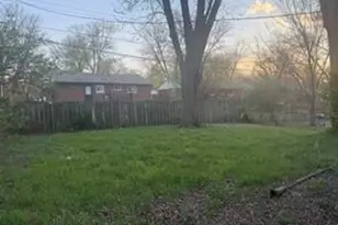 1144 June Ave, Saint Louis, MO 63138 - Photo 4