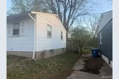 1144 June Avenue, Saint Louis, MO 63138 - Photo 2