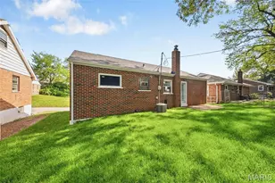 7110 Groveland Dr, Saint Louis, MO 63121 - Photo 30