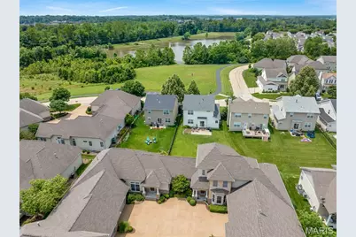 1266 Harmony Lake Drive, Saint Peters, MO 63376 - Photo 4