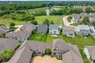 1266 Harmony Lake Dr, Saint Peters, MO 63376 - Photo 4