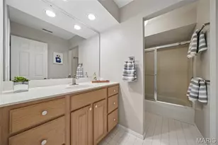 605 Waterford Ridge Ct, Ballwin, MO 63021 - Photo 26