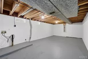 2975 Dover Dr, Florissant, MO 63033 - Photo 44