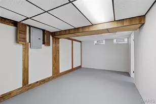 2975 Dover Dr, Florissant, MO 63033 - Photo 36