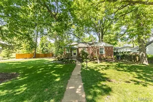 601 Woodard Dr, Saint Louis, MO 63122 - Photo 2