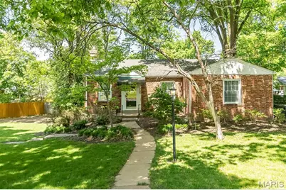 601 Woodard Drive, Saint Louis, MO 63122 - Photo 1