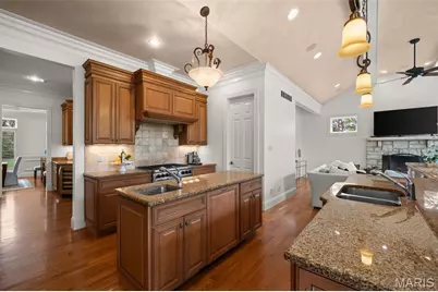 511 S Warson Road, Ladue, MO 63124 - Photo 20