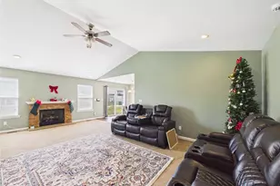 146 Kale Ct, St Robert, MO 65584 - Photo 4