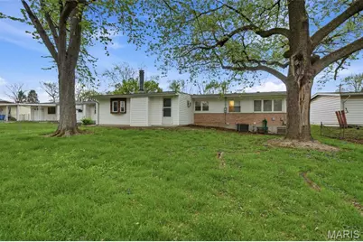 3145 Parker Road, Florissant, MO 63033 - Photo 28