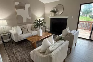 1756 Pineberry Ct, Saint Louis, MO 63146 - Photo 4