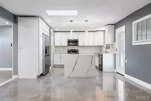 1011 Geringer Ct, Ferguson, MO 63135 - Photo 4