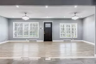 1011 Geringer Ct, Ferguson, MO 63135 - Photo 10