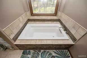 2006 Sundowner Ridge Dr, Wildwood, MO 63011 - Photo 32