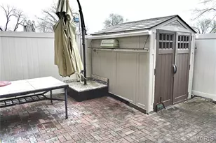 9038 Villaridge Ct, Saint Louis, MO 63123 - Photo 22