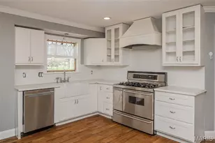 9567 Eddie and Park Rd, Saint Louis, MO 63126 - Photo 6