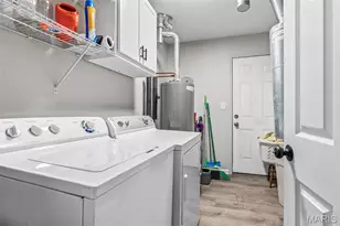 3153 Crystal Cir Dr, High Ridge, MO 63049 - Photo 16