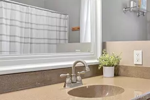 518 W 7th St, Hermann, MO 65041 - Photo 28