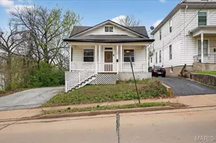 7790 Folk Ave, Maplewood, MO 63143 - Photo 1