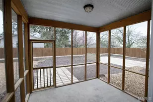 900 E Grand Ave, Cuba, MO 65453 - Photo 10