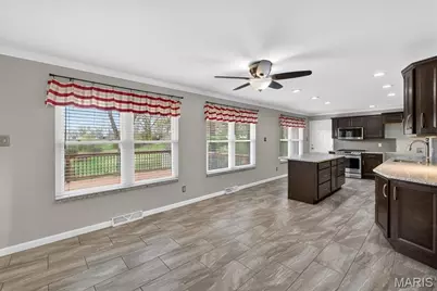 110 Wildwood Court, Saint Charles, MO 63303 - Photo 6