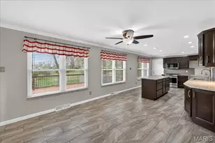 110 Wildwood Ct, Saint Charles, MO 63303 - Photo 6