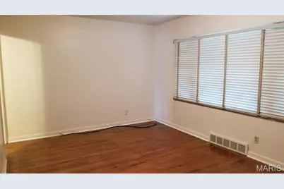 [Address not provided], Cool Valley, MO 63121 - Photo 4