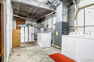 1210 S Newstead Ave, Saint Louis, MO 63110 - Photo 24