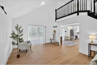 5039 Amber Place Drive, Saint Louis, MO 63128 - Photo 12