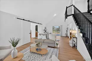 5039 Amber Pl Dr, Saint Louis, MO 63128 - Photo 10