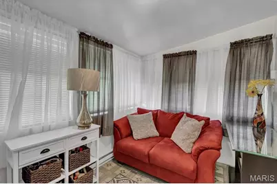 10307 Seaton Drive, Saint Louis, MO 63137 - Photo 18