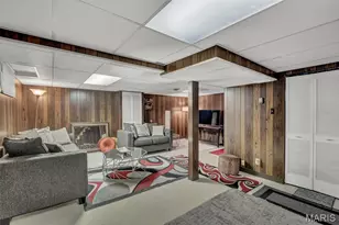 10307 Seaton Dr, Saint Louis, MO 63137 - Photo 22