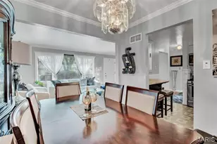 10307 Seaton Dr, Saint Louis, MO 63137 - Photo 8