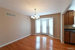 1712 Preston Centre Dr, Fenton, MO 63026 - Photo 10