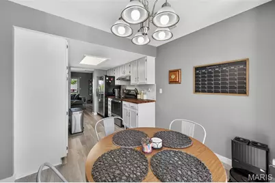 201 King Drive, Saint Charles, MO 63303 - Photo 12