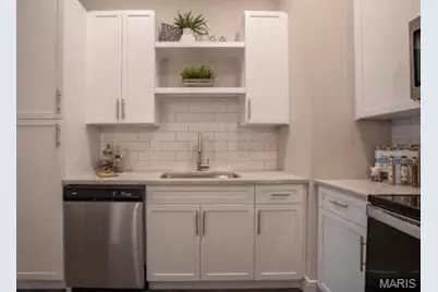 226 E Lockwood Avenue #208, Saint Louis, MO 63119 - Photo 12