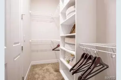 226 E Lockwood Avenue #208, Saint Louis, MO 63119 - Photo 16