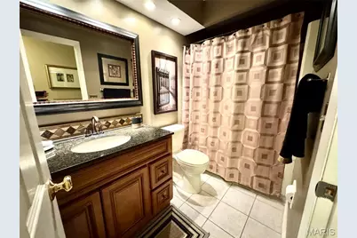 15446 Grantley Drive, Chesterfield, MO 63017 - Photo 24