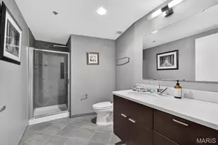 915 Olive St, Saint Louis, MO 63101 - Photo 30