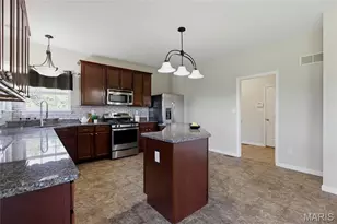 9923 Vicksburg Siege Ct, Saint Louis, MO 63123 - Photo 10