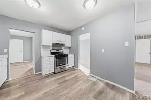 11901 Rosevalley Ln, Saint Louis, MO 63138 - Photo 16