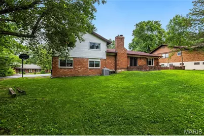 334 Dungate Drive, Chesterfield, MO 63017 - Photo 32